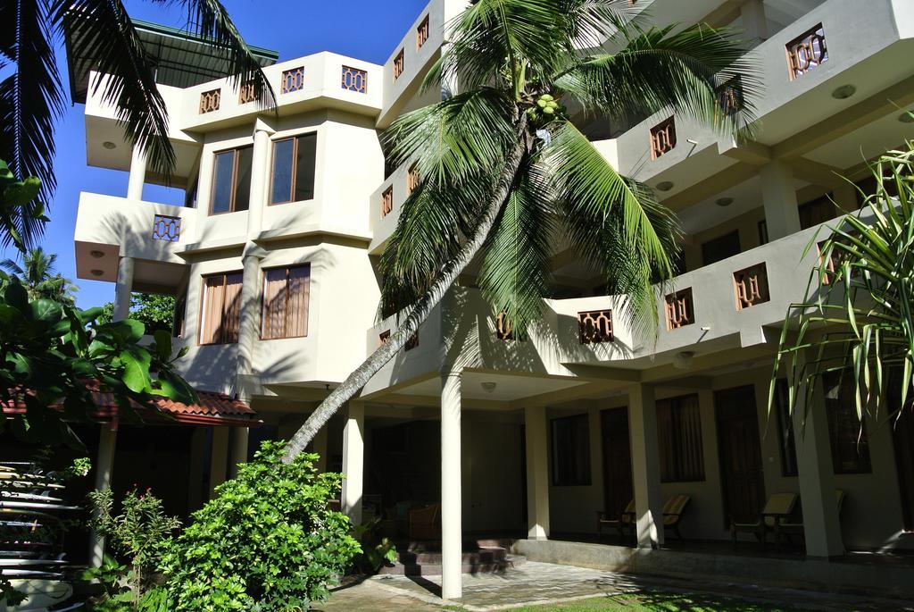 Surf Lanka Hotel Матара Екстериор снимка